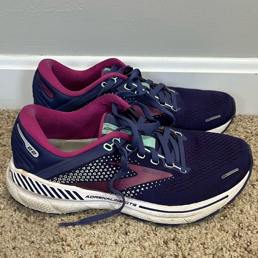 Brooks adrenaline GTS 22, women’s 6.5 - Picture 5 of 8